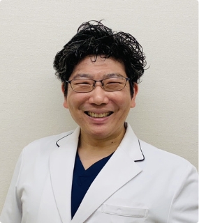 監修医　小野間優介