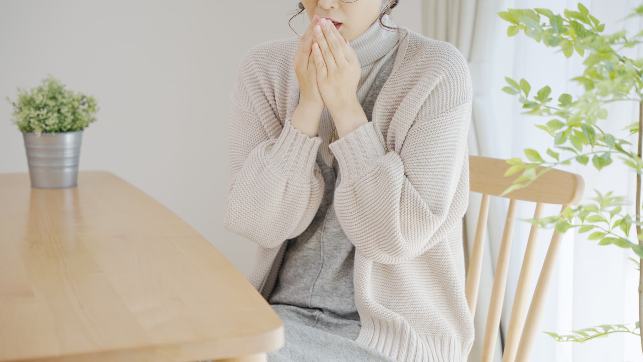 冷えから腰痛の症状が生じるのは「血行不良」が原因!?