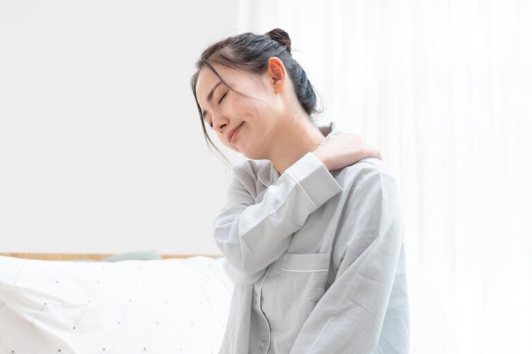 寝違えを悪化させないためには？対処法と痛みの予防法を解説