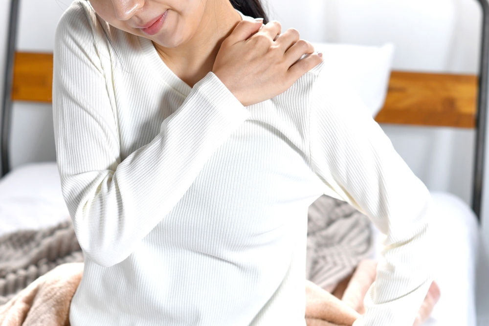 1分体操で肩こりスッキリ！日常生活でできる予防法も紹介