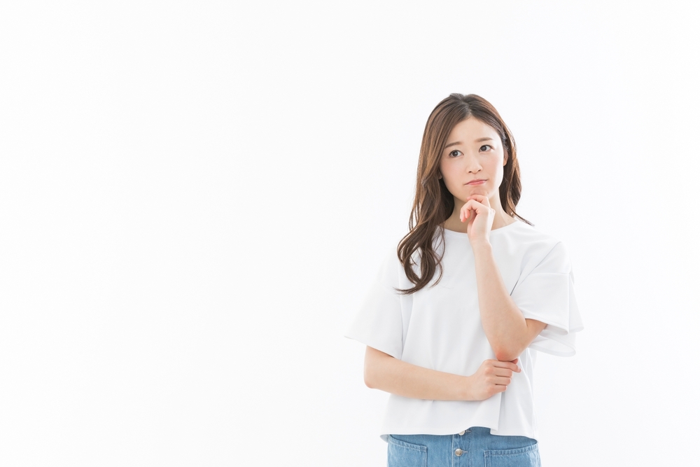 自宅で猫背をセルフケア!おすすめのストレッチ・筋トレ