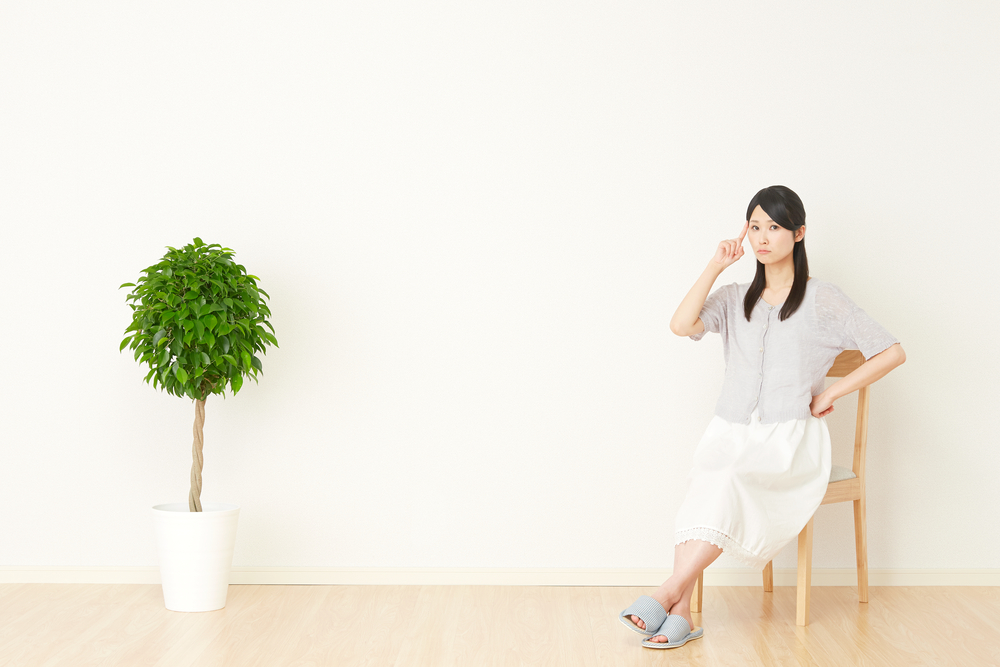 正しい姿勢と間違った姿勢の座り方とは