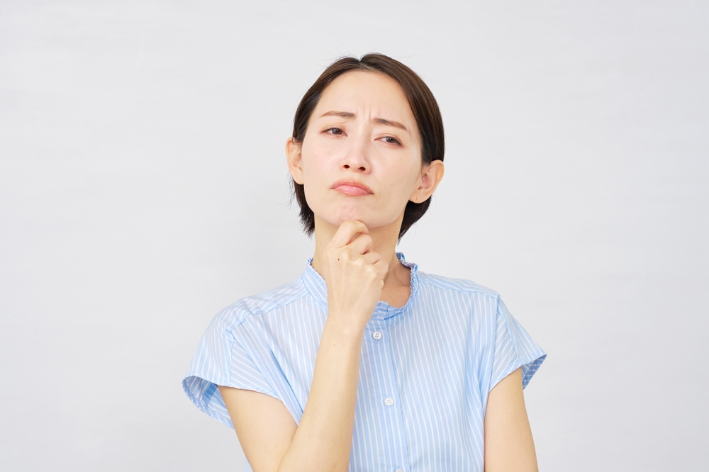 整体以外で頭痛を改善したいと考えている女性