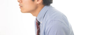 姿勢を良くする方法とは？良い姿勢の条件やセルフチェックのやり方