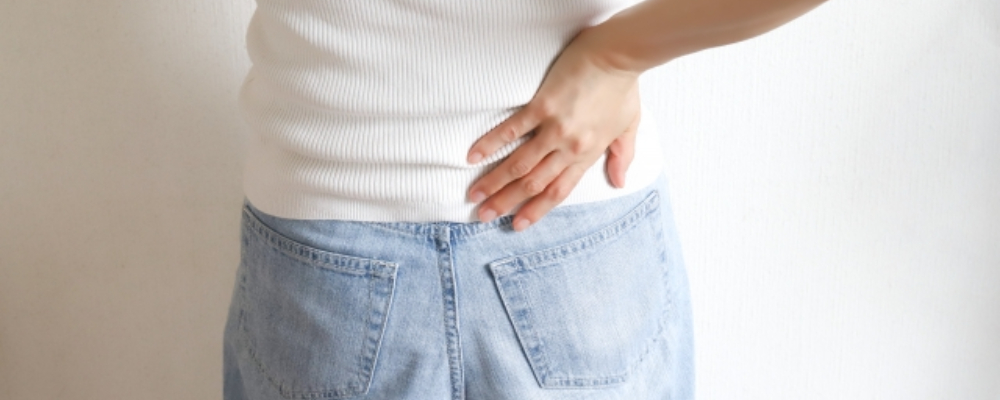 腰痛で寝返りができないときの対処法と腰に負担をかけない寝方